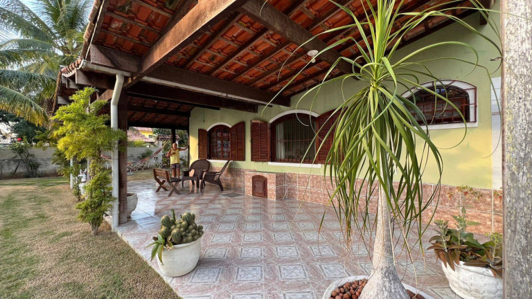 Imagem Casa com 3 Quartos à Venda, 600 m² em Balneário (praia Seca) - Araruama Imagem Casa com 3 Quartos à Venda, 600 m² em Balneário (praia Seca) - Araruama