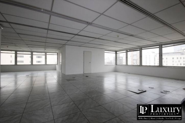 Imagem Imóvel Comercial à Venda, 133 m² em Itaim Bibi - São Paulo Imagem Imóvel Comercial à Venda, 133 m² em Itaim Bibi - São Paulo