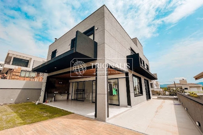 Imagem Casa com 3 Quartos à Venda, 360 m² em Condomínio Figueira Garden - Atibaia Imagem Casa com 3 Quartos à Venda, 360 m² em Condomínio Figueira Garden - Atibaia