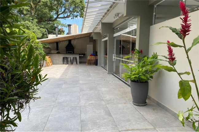 Imagem Casa com 3 Quartos à Venda, 135 m² em Morumbi - São Paulo
