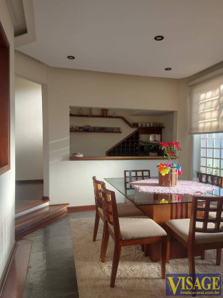 Imagem Casa com 3 Quartos à Venda, em Jardim Siesta - Jacareí Imagem Casa com 3 Quartos à Venda, em Jardim Siesta - Jacareí