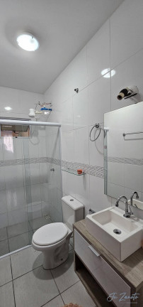 Imagem Casa com 3 Quartos à Venda, 63 m² em Bom Retiro - Matinhos Imagem Casa com 3 Quartos à Venda, 63 m² em Bom Retiro - Matinhos