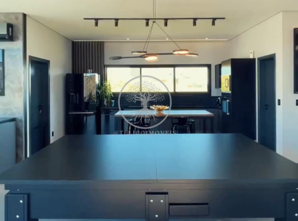Imagem Casa de Condomínio com 3 Quartos à Venda, 390 m²