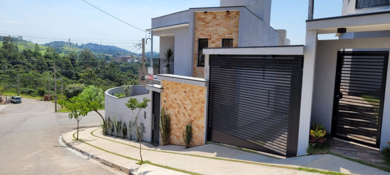 Imagem Sobrado com 4 Quartos à Venda, 200 m² em Villas Do Jaguari - Santana De Parnaíba Imagem Sobrado com 4 Quartos à Venda, 200 m² em Villas Do Jaguari - Santana De Parnaíba