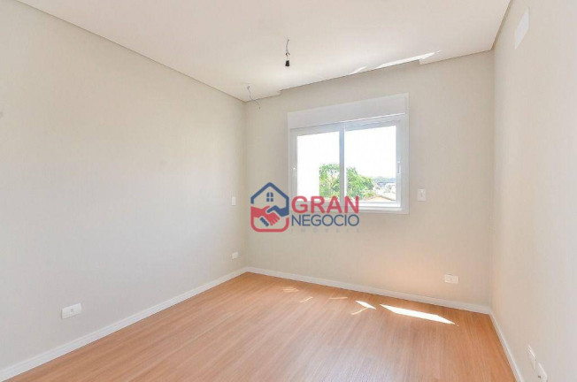 Imagem Sobrado com 3 Quartos à Venda, 162 m² em São Braz - Curitiba