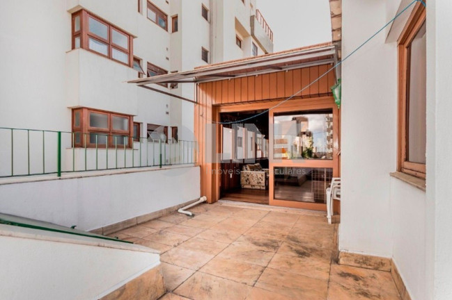 Imagem Imóvel com 3 Quartos à Venda, 244 m² em Petrópolis - Porto Alegre