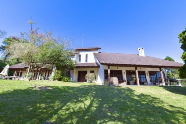 Imagem Casa com 5 Quartos à Venda, 656 m² em Pilarzinho - Curitiba Imagem Casa com 5 Quartos à Venda, 656 m² em Pilarzinho - Curitiba