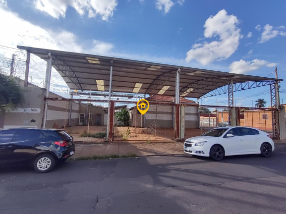 Imóvel Comercial para Alugar, 300 m² em Centro - Araraquara