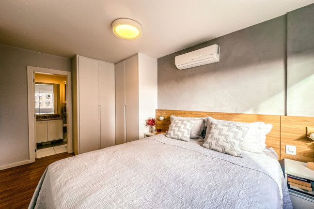 Imagem Imóvel com 2 Quartos à Venda, em Passo Da Areia - Porto Alegre Imagem Imóvel com 2 Quartos à Venda, em Passo Da Areia - Porto Alegre