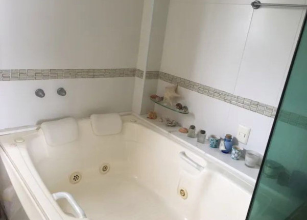 Imagem Imóvel com 4 Quartos à Venda, 166 m² em Icaraí - Niterói Imagem Imóvel com 4 Quartos à Venda, 166 m² em Icaraí - Niterói