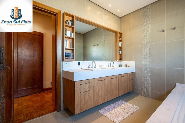 Imagem Casa com 3 Quartos à Venda, 350 m² em Indianópolis - São Paulo Imagem Casa com 3 Quartos à Venda, 350 m² em Indianópolis - São Paulo