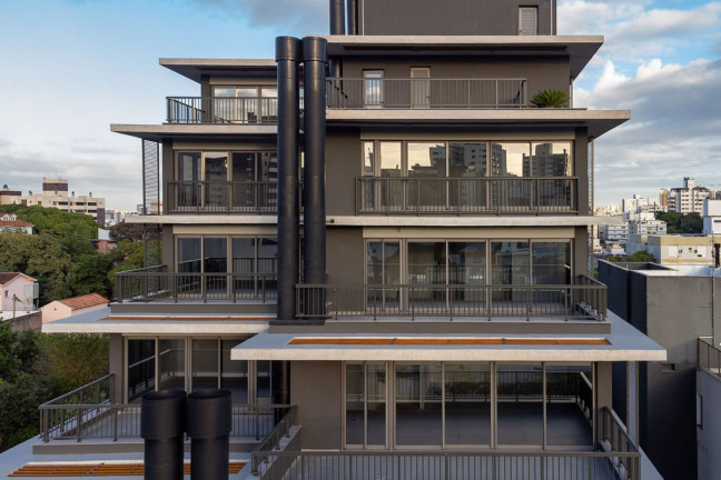 Imagem Apartamento com 1 Quarto à Venda, 70 m² em Petrópolis - Porto Alegre