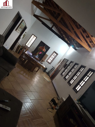 Imagem Imóvel com 3 Quartos à Venda, em Região Central - Caieiras Imagem Imóvel com 3 Quartos à Venda, em Região Central - Caieiras