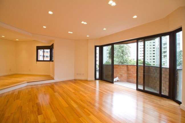 Imagem Apartamento com 4 Quartos à Venda, 169 m² em Vila Uberabinha - São Paulo