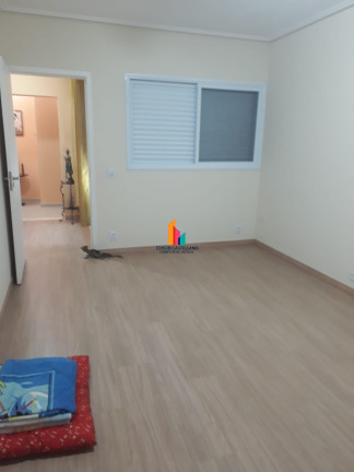 Imagem Casa com 4 Quartos à Venda, 240 m² em Horto De Santo Antonio - Jundiaí Imagem Casa com 4 Quartos à Venda, 240 m² em Horto De Santo Antonio - Jundiaí