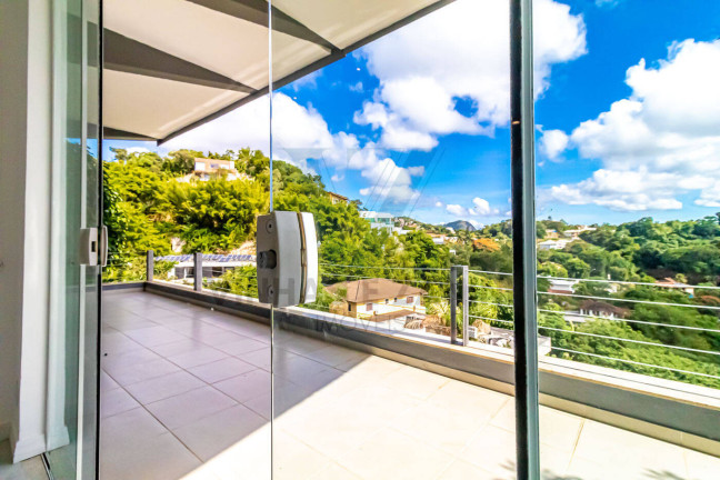Imagem Casa com 4 Quartos à Venda, 436 m² em Vila Progresso - Rj - Niterói Imagem Casa com 4 Quartos à Venda, 436 m² em Vila Progresso - Rj - Niterói
