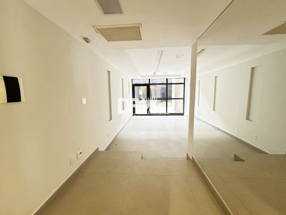 Sala Comercial para Alugar, 33 m² em Asa Norte - Brasília