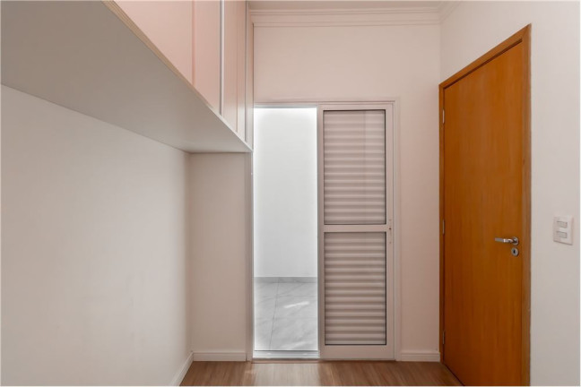 Imagem Casa com 3 Quartos à Venda, em Vila Constança - São Paulo Imagem Casa com 3 Quartos à Venda, em Vila Constança - São Paulo