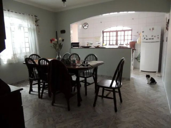 Sobrado com 4 Quartos à Venda, 272 m² em Vila Palmares - Santo André