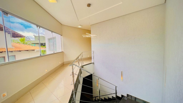 Imagem Sobrado com 4 Quartos à Venda, 334 m² em Jardins Atenas - Goiânia Imagem Sobrado com 4 Quartos à Venda, 334 m² em Jardins Atenas - Goiânia