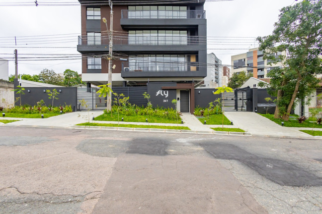 Imagem Apartamento com 2 Quartos à Venda, 72 m² em Cabral - Curitiba