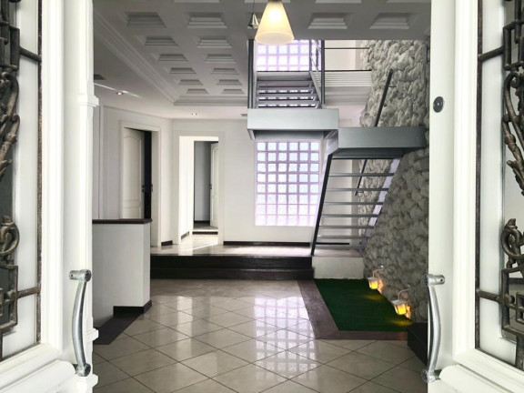 Imagem Casa com 4 Quartos à Venda, 365 m² em Ingá - Niterói Imagem Casa com 4 Quartos à Venda, 365 m² em Ingá - Niterói