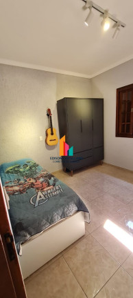 Imagem Sobrado com 3 Quartos à Venda, 200 m² em Jardim Itália - Várzea Paulista