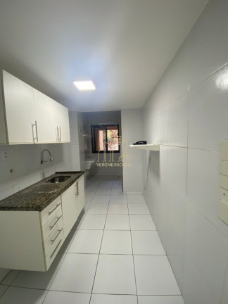 Imagem Imóvel com 2 Quartos à Venda, 70 m² em Pituaçu - Salvador Imagem Imóvel com 2 Quartos à Venda, 70 m² em Pituaçu - Salvador