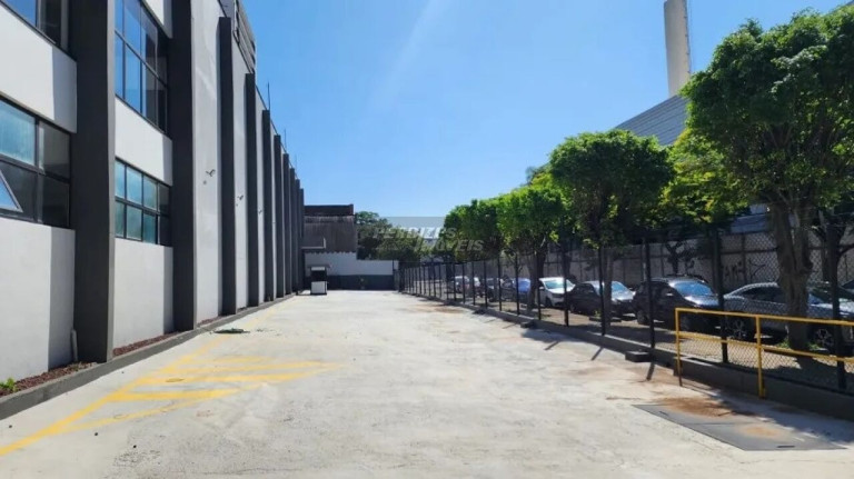 Imagem Imóvel Comercial à Venda ou Locação, 3.601 m² em Parque Industrial Tomas Edson - São Paulo Imagem Imóvel Comercial à Venda ou Locação, 3.601 m² em Parque Industrial Tomas Edson - São Paulo