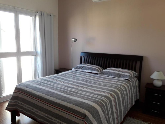 Imagem Sobrado com 4 Quartos à Venda, 300 m² em Vila Tesouro - São José Dos Campos