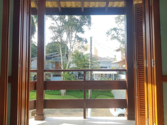 Imagem Casa com 3 Quartos para Temporada, 390 m² em Vista Linda - Bertioga