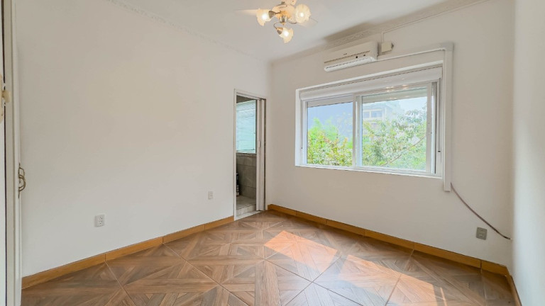 Imagem Apartamento com 3 Quartos à Venda, 101 m² em Cidade Baixa - Porto Alegre Imagem Apartamento com 3 Quartos à Venda, 101 m² em Cidade Baixa - Porto Alegre