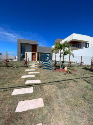 Imagem Casa com 3 Quartos à Venda, 500 m² em Guarajuba - Camaçari Imagem Casa com 3 Quartos à Venda, 500 m² em Guarajuba - Camaçari