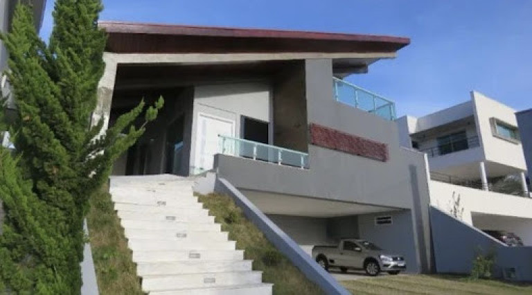 Casa com 4 Quartos para Alugar, 380 m² em Condomínio Residencial Jaguary - São José Dos Campos
