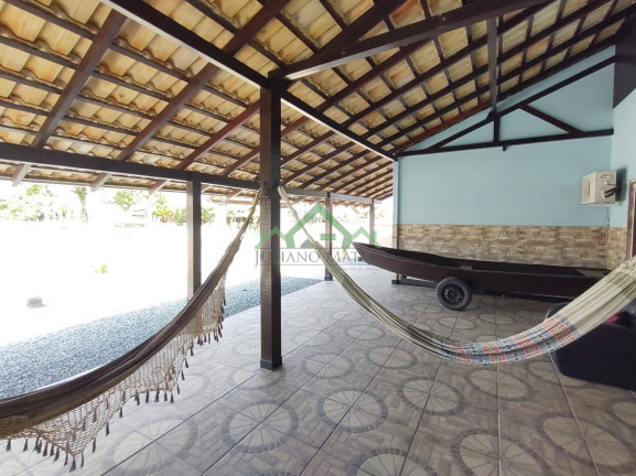 Imagem Casa com 4 Quartos à Venda, 225 m² em Costeira - Balneário Barra Do Sul Imagem Casa com 4 Quartos à Venda, 225 m² em Costeira - Balneário Barra Do Sul