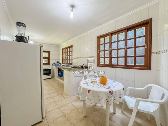 Imagem Casa com 4 Quartos à Venda, 276 m² em Carlos Guinle - Teresópolis Imagem Casa com 4 Quartos à Venda, 276 m² em Carlos Guinle - Teresópolis