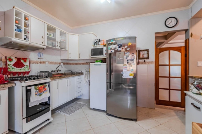 Imagem Casa com 4 Quartos à Venda, 202 m² em Ipanema - Porto Alegre Imagem Casa com 4 Quartos à Venda, 202 m² em Ipanema - Porto Alegre