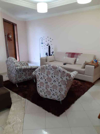 Imagem Casa com 4 Quartos à Venda, 234 m² em Aruã - Mogi Das Cruzes Imagem Casa com 4 Quartos à Venda, 234 m² em Aruã - Mogi Das Cruzes