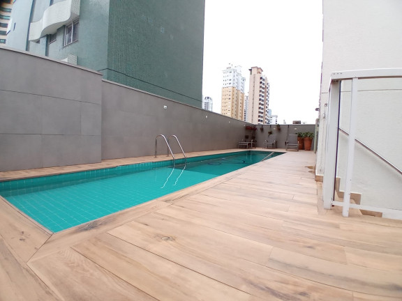 Imagem Imóvel com 2 Quartos à Venda, 93 m² em Centro - Balneário Camboriú