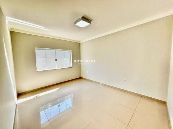 Imagem Casa com 3 Quartos à Venda, 312 m² Imagem Casa com 3 Quartos à Venda, 312 m²