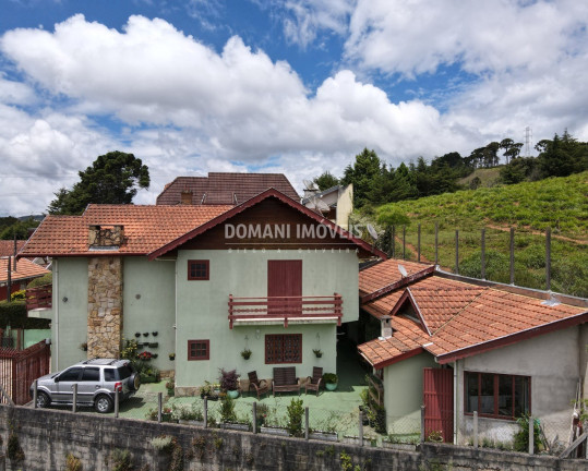 Imagem Casa com 4 Quartos à Venda, 260 m² em Região Do Jaguaribe - Campos Do Jordão Imagem Casa com 4 Quartos à Venda, 260 m² em Região Do Jaguaribe - Campos Do Jordão