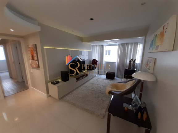 Imagem Apartamento com 3 Quartos à Venda, 99 m² em Centro - Florianópolis Imagem Apartamento com 3 Quartos à Venda, 99 m² em Centro - Florianópolis