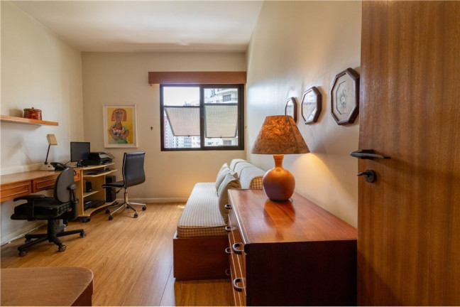 Imagem Apartamento com 3 Quartos à Venda, 143 m² em Itaim Bibi - São Paulo Imagem Apartamento com 3 Quartos à Venda, 143 m² em Itaim Bibi - São Paulo