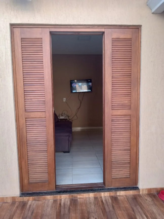 Imagem Casa de Condomínio com 4 Quartos à Venda, 240 m² em Caputera - Cotia Imagem Casa de Condomínio com 4 Quartos à Venda, 240 m² em Caputera - Cotia