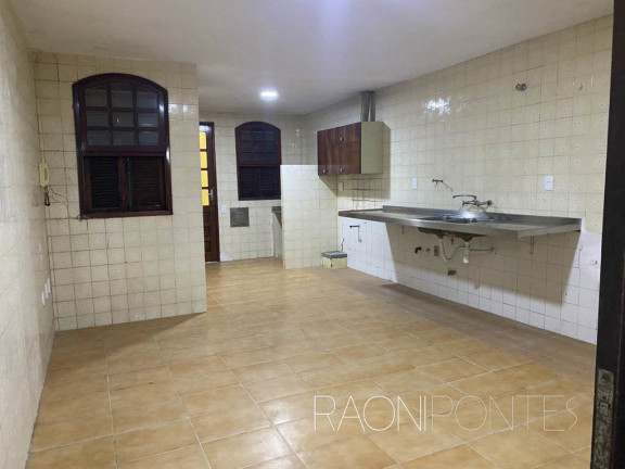 Imagem Casa com 4 Quartos à Venda, 450 m² em Charitas Imagem Casa com 4 Quartos à Venda, 450 m² em Charitas