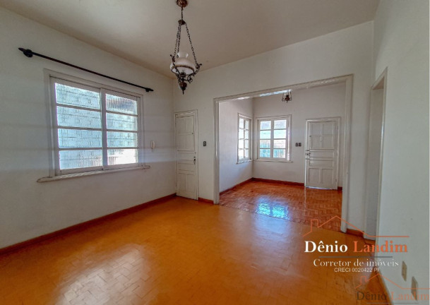 Imagem Casa com 3 Quartos à Venda, 180 m² em São José - Montes Claros