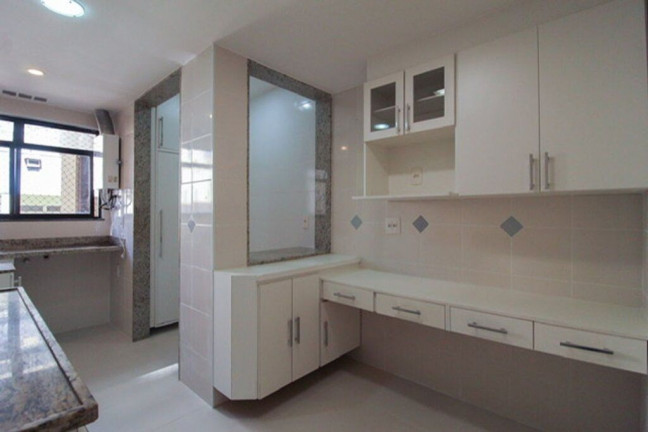 Imagem Imóvel com 3 Quartos à Venda, em Botafogo - Rio De Janeiro Imagem Imóvel com 3 Quartos à Venda, em Botafogo - Rio De Janeiro