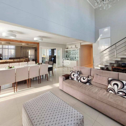 Apartamento com 3 Quartos à Venda, 252 m² em 2 Quadra Centro - Balneário Camboriú