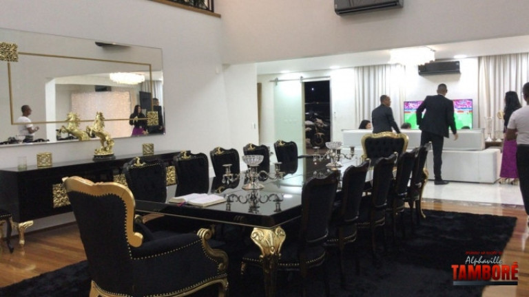 Imagem Casa com 5 Quartos à Venda, 1.200 m² em Tambore 01 - Alphaville