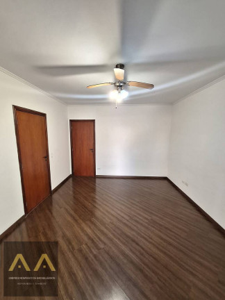 Imagem Casa com 3 Quartos para Alugar, 360 m² em Alphaville - Santana De Parnaíba